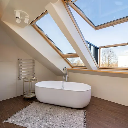 Apartment Riverside Flat With A Beautiful View Over