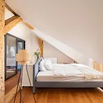 Apartamento Riverside Flat With A Beautiful View Over *