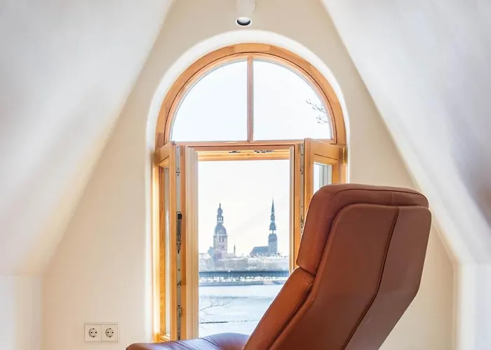 Lejlighed Riverside Flat With A Beautiful View Over